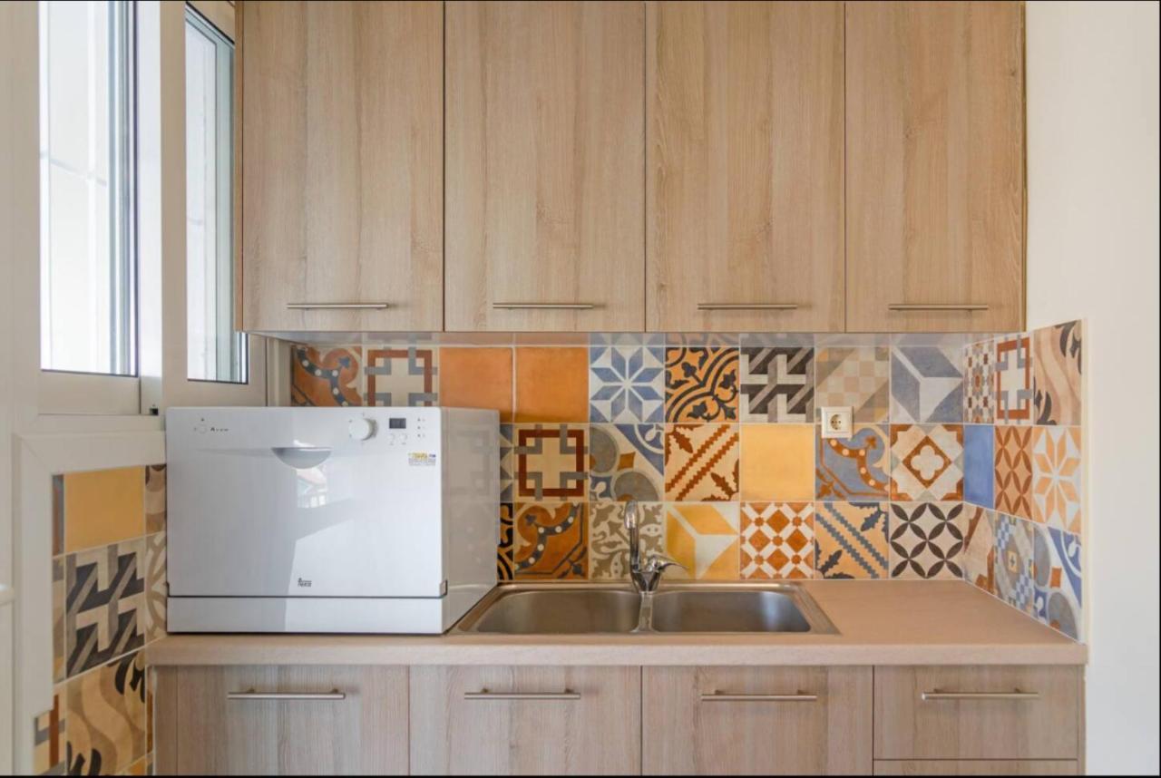 Athenian Elegant Apt Near Acropolis Apartment ภายนอก รูปภาพ
